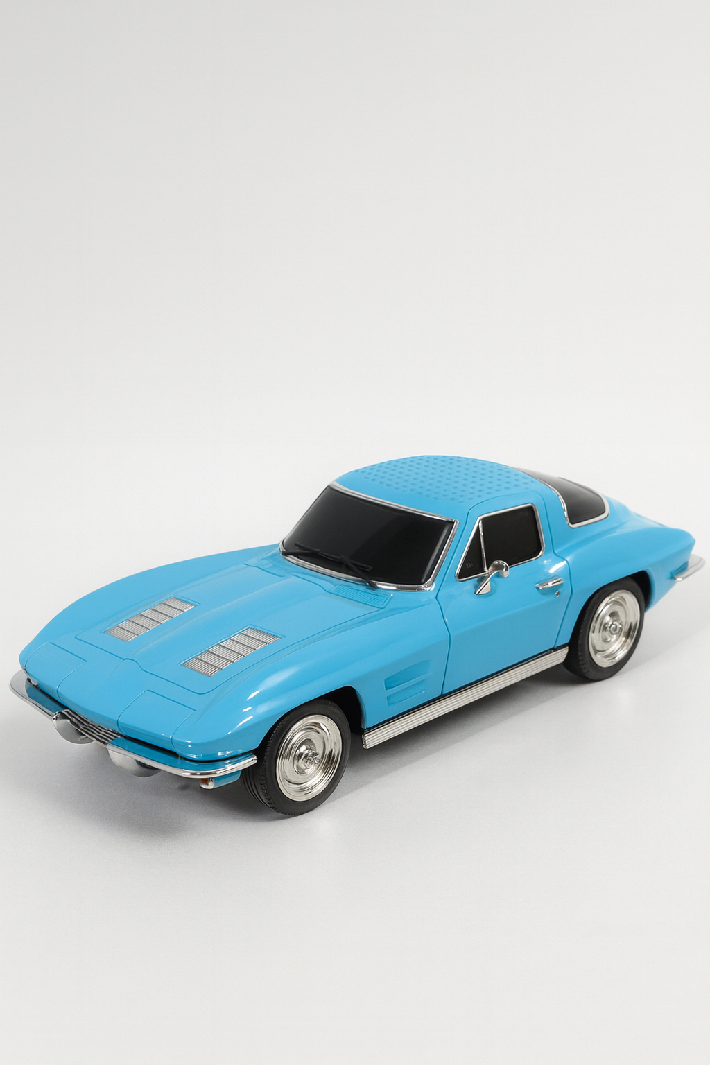 1960s Sports Car Bluetooth Speaker – LED Lights & Moving Wheels