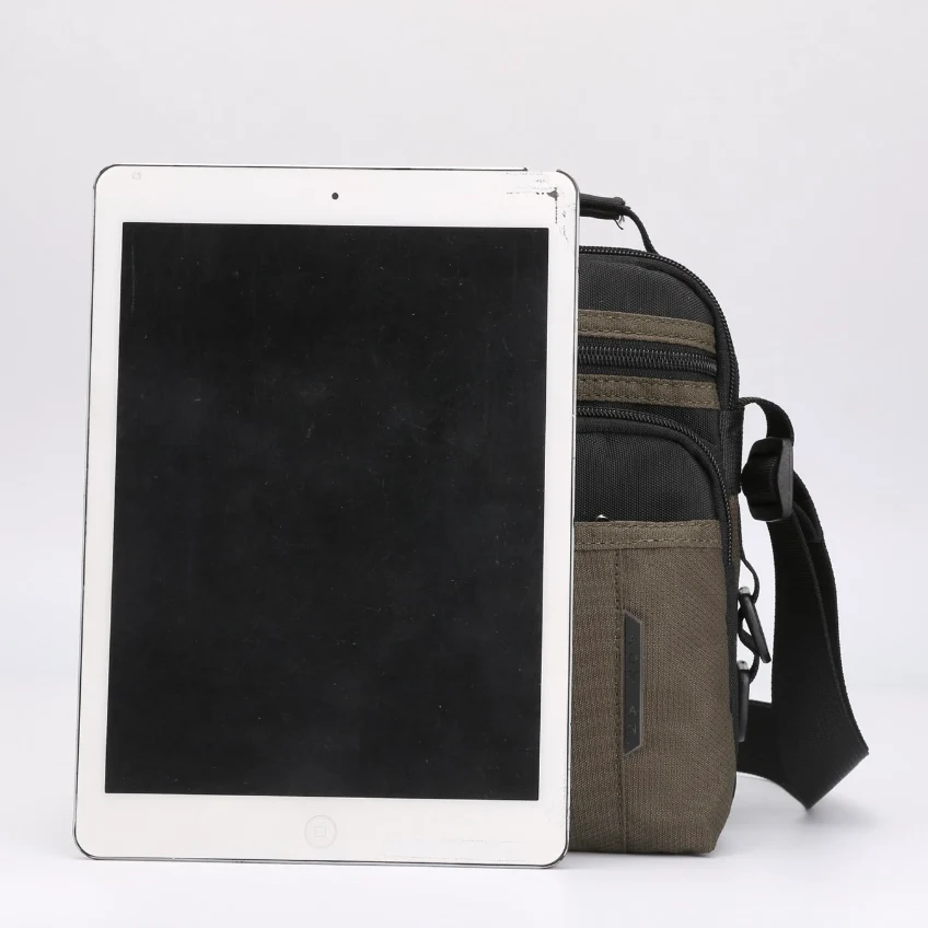 AOTIAN Mini Crossbody Bag β Compact, Lightweight & Everyday-Ready (21Γ17Γ8cm)