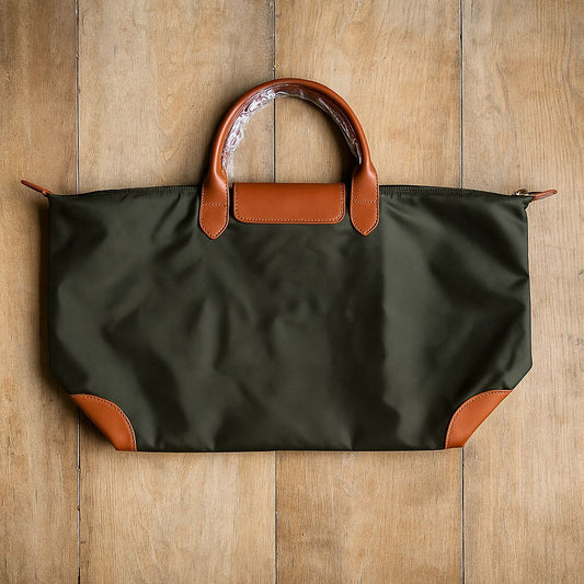 Olive Bud – Sleek, Stylish & Spacious Travel Companion Bag