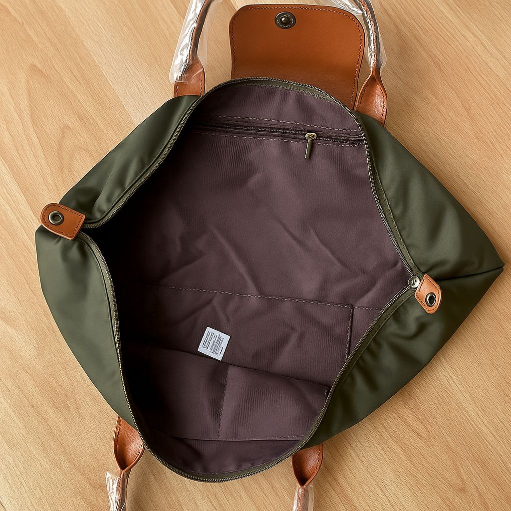 Olive Bud โ Sleek, Stylish & Spacious Travel Companion Bag