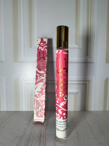 Lattafa Yara Moi Candy 35ml Stick Spray - Long Lasting Portable with Pheromones for Men Women - Clean Vibes Luxe Feels - Alcohol Free Sandalwood vanilla syrup musk and amber Scent