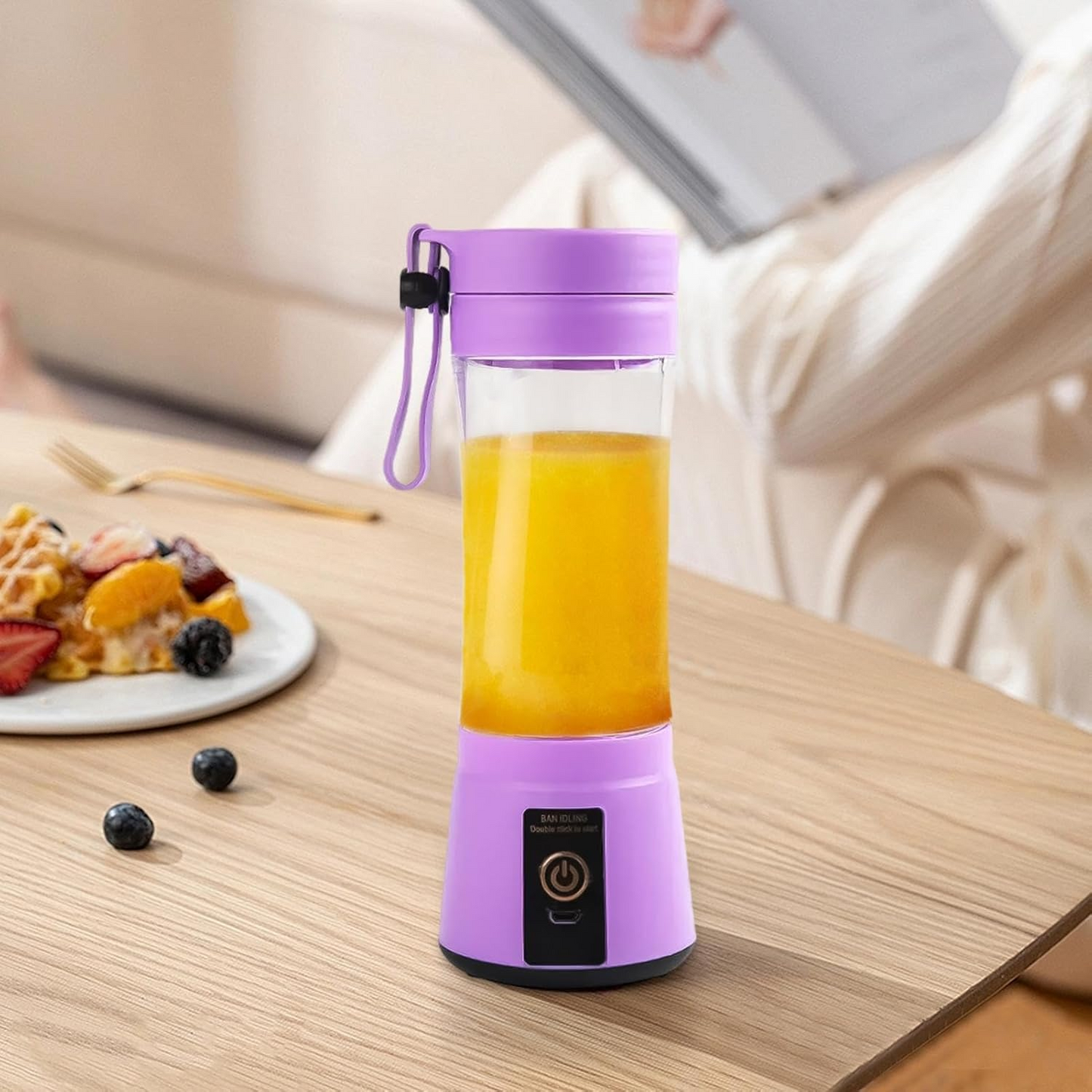 Portable Blender – 400ml Cordless Juicer for Smoothies & Travel
